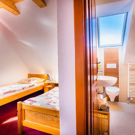 Raj Ferienhaus Bešeňová